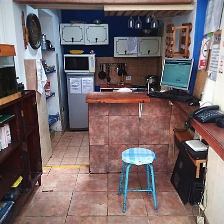 Blue House Backpackers Hostel Lima Extérieur photo